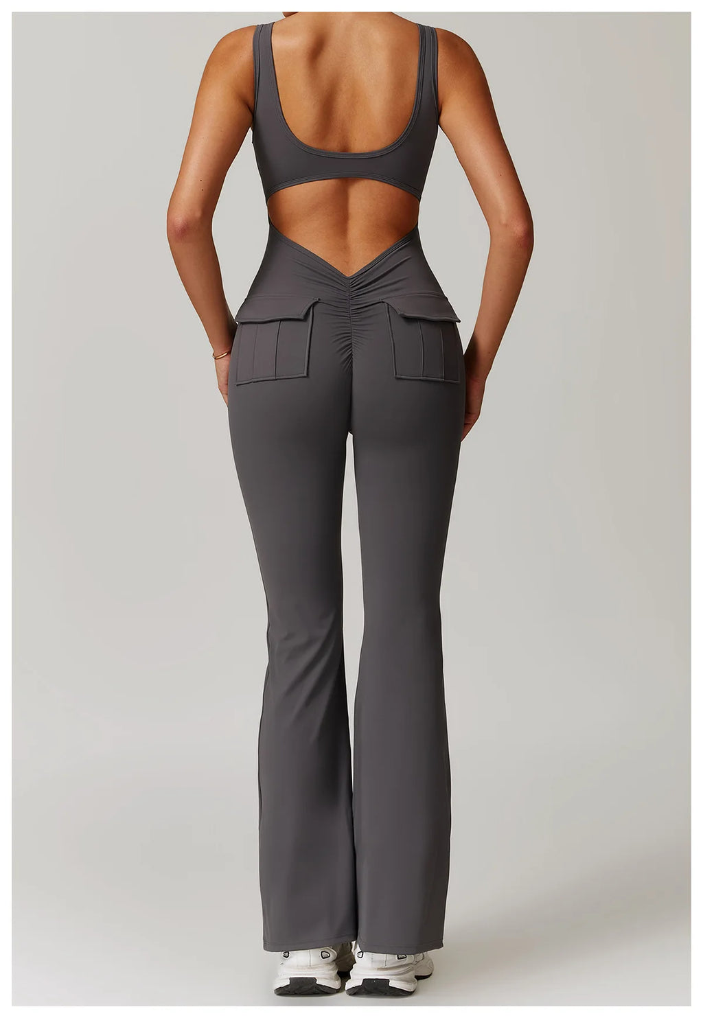 Macacão Fitness Feminino Decote V nas Costas com Bolsos – One Piece | Fit Diamond