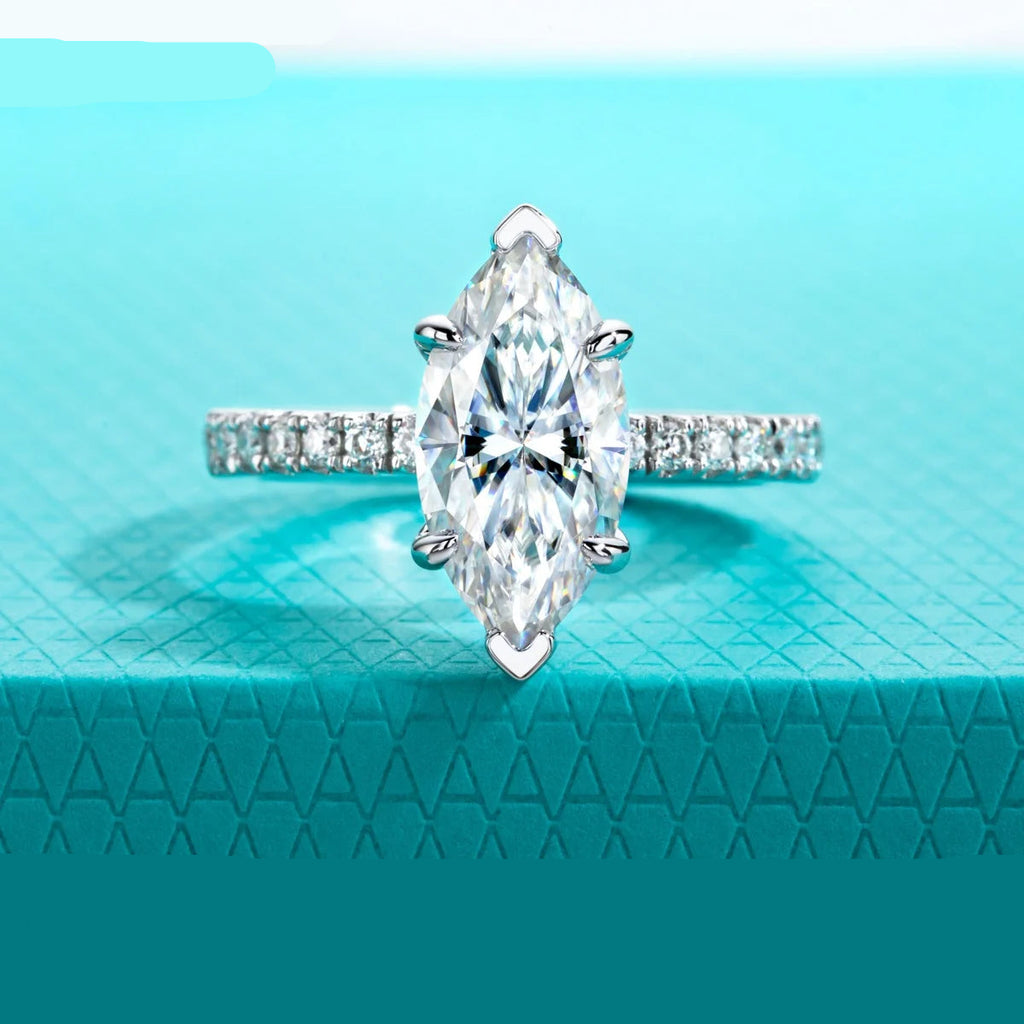 Anel de Noivado com Moissanita Marquise 3ct em Prata 925 – Cor D VVS1, Clássico de Luxo Feminino