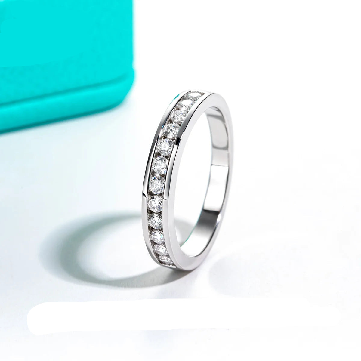 Anel Aliança 2mm Moissanita D Color VVS1 em Prata 925 Banhada a Ouro 18K