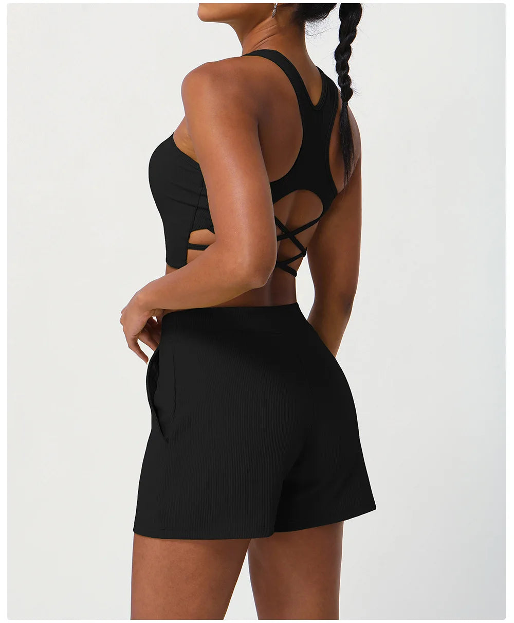Conjunto Fitness Diamond Active Short 2 Peças Top Cropped e Short Anatômico com Bolsos Funcionais