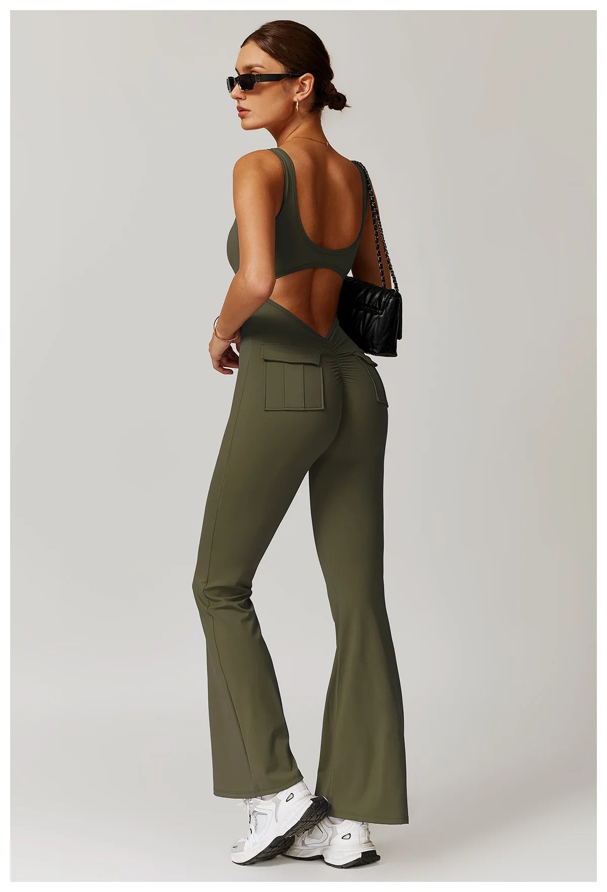 Macacão Fitness Feminino Decote V nas Costas com Bolsos – One Piece | Fit Diamond