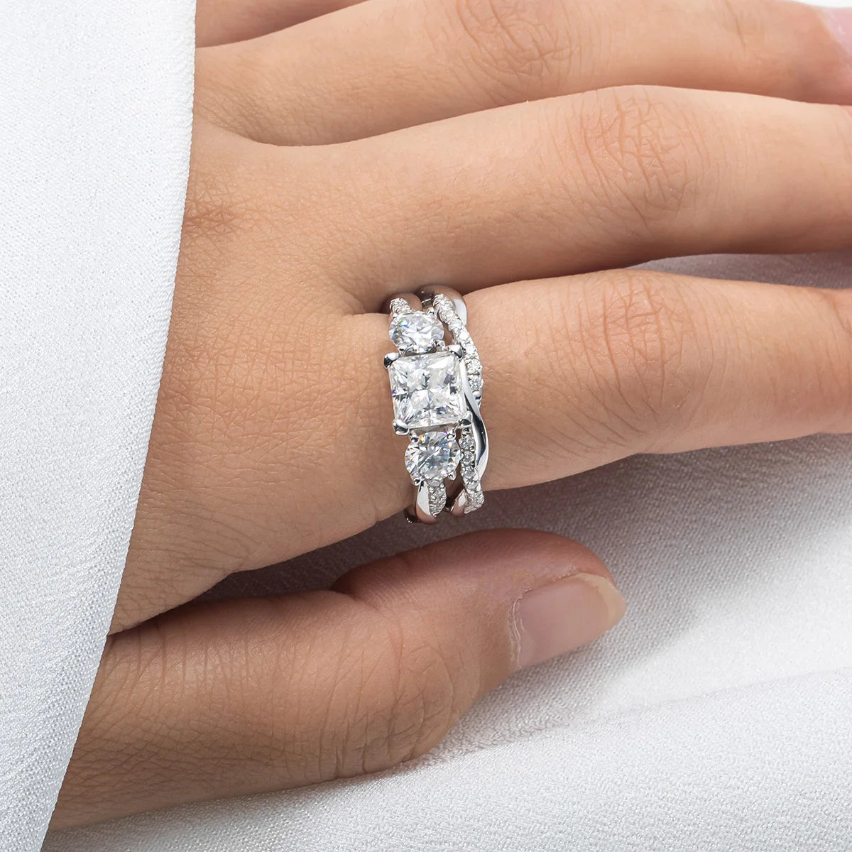Conjunto de Noivado Moissanita Princess Cut 1.5ct em Prata 925 | Bridal Set