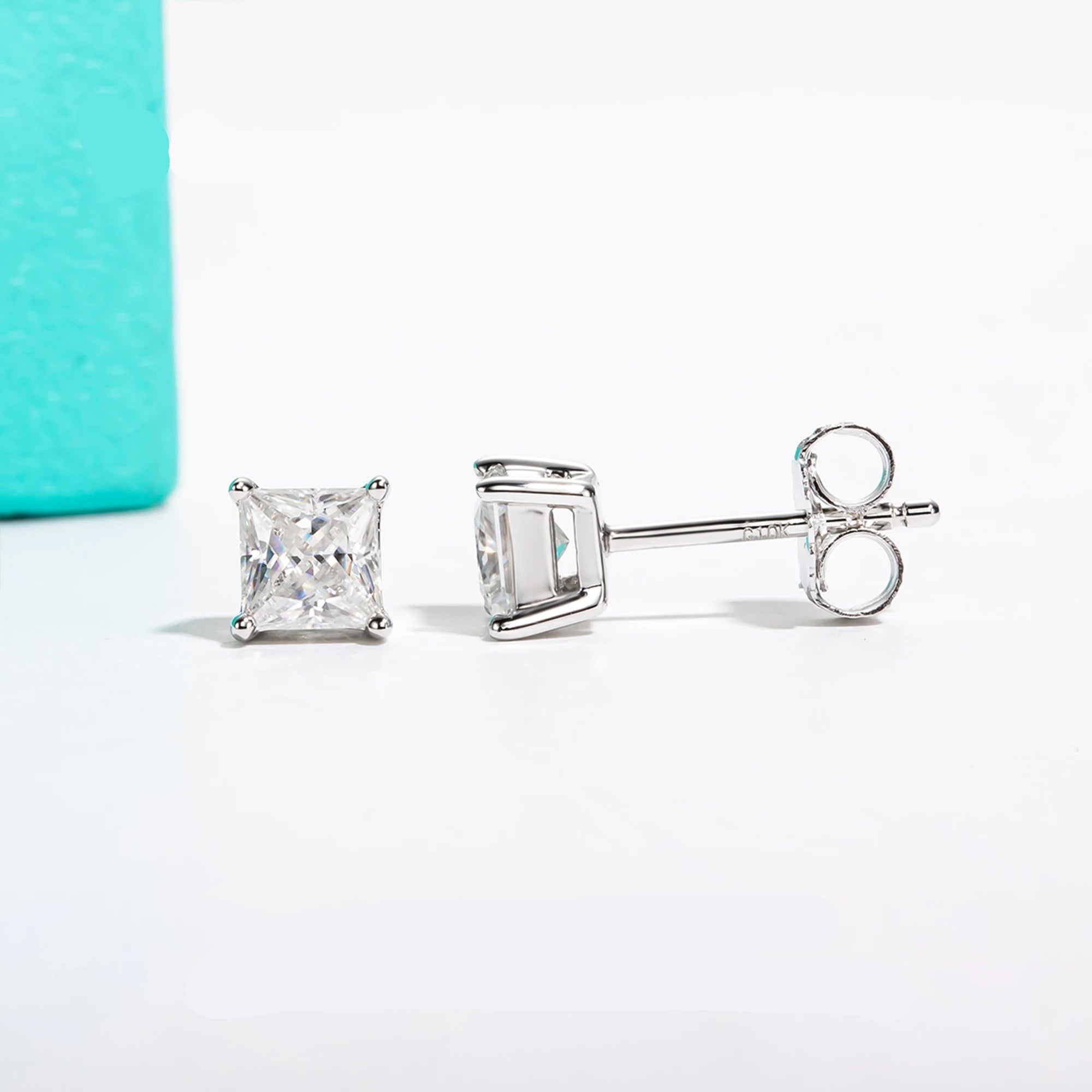 Brincos Stud de Moissanita Princess Cut 10K Ouro | 4ct / 2ct / 1.2ct Total – Hipoalergênicos
