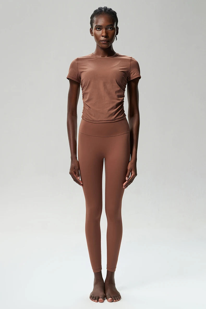 Conjunto Fitness Diamond Quick Dry 2 Peças Camiseta Cropped + Calça Legging - Leveza, Estilo e Praticidade