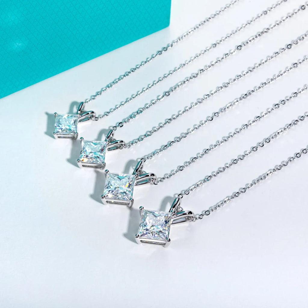 Colar Solitário Moissanita Princess Cut D Color 2ct/3ct/4ct/5ct em Prata 925