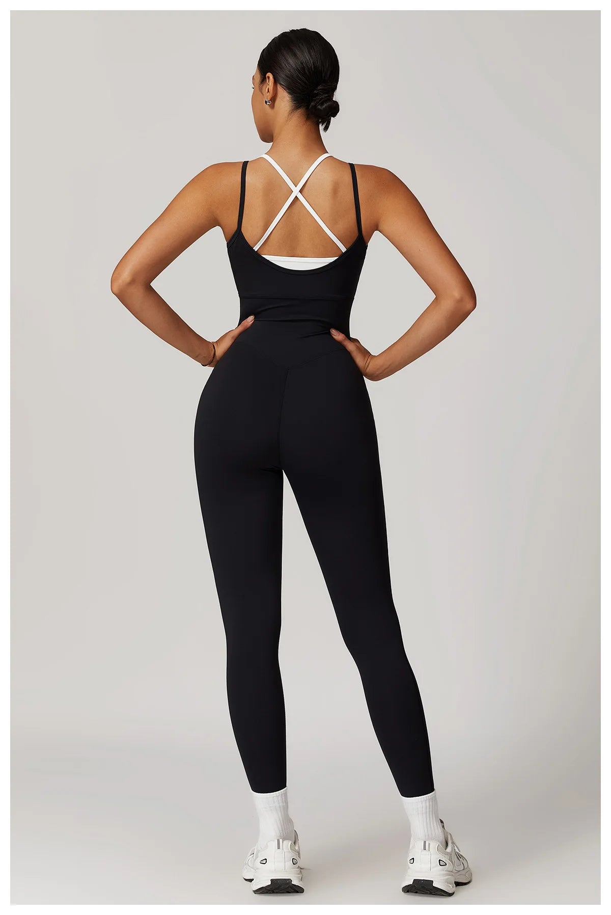 Macacão Fitness Feminino Color Block Costas Cruzadas com Bolsos | Fit Diamond