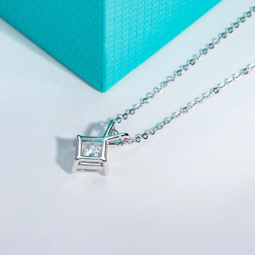 Colar Solitário Moissanita Princess Cut D Color 2ct/3ct/4ct/5ct em Prata 925