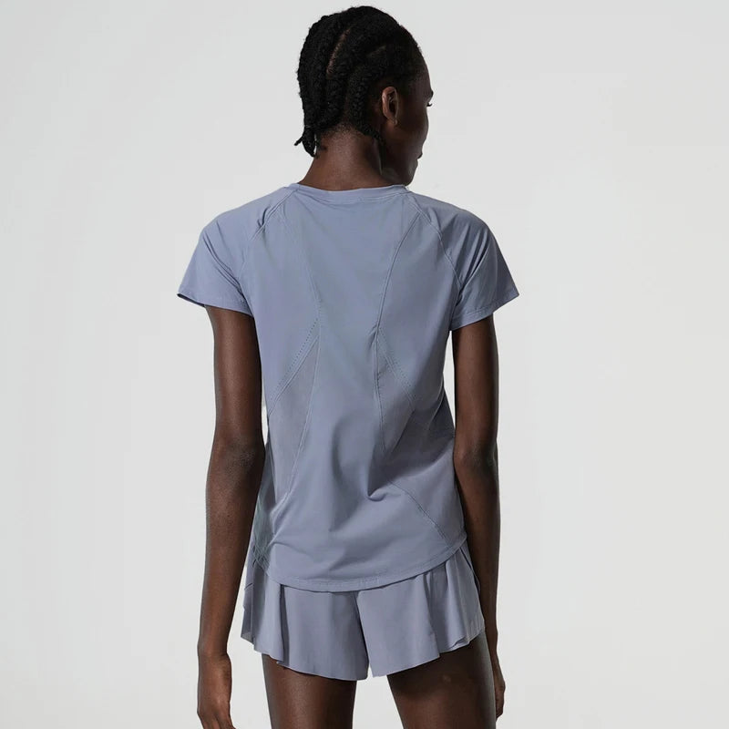 Conjunto Fitness Feminino 2 Peças Fit Diamond – Summer Loose Shorts + Blusa