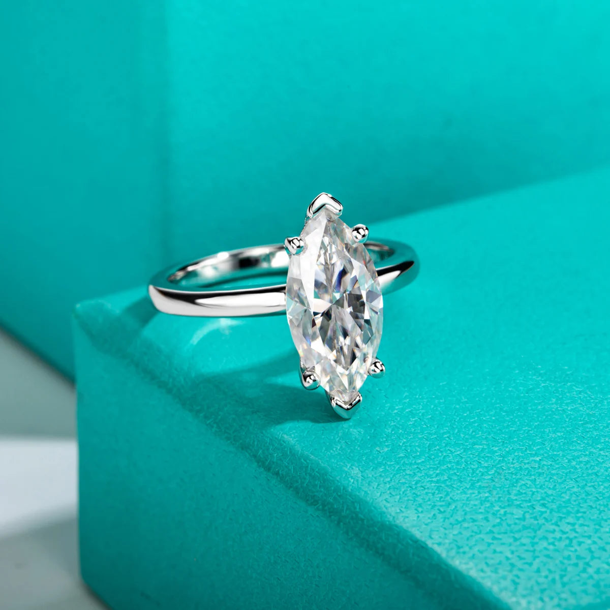 Anel de Noivado com Moissanita Marquise 3ct em Prata 925 – Cor D VVS1, Clássico de Luxo Feminino