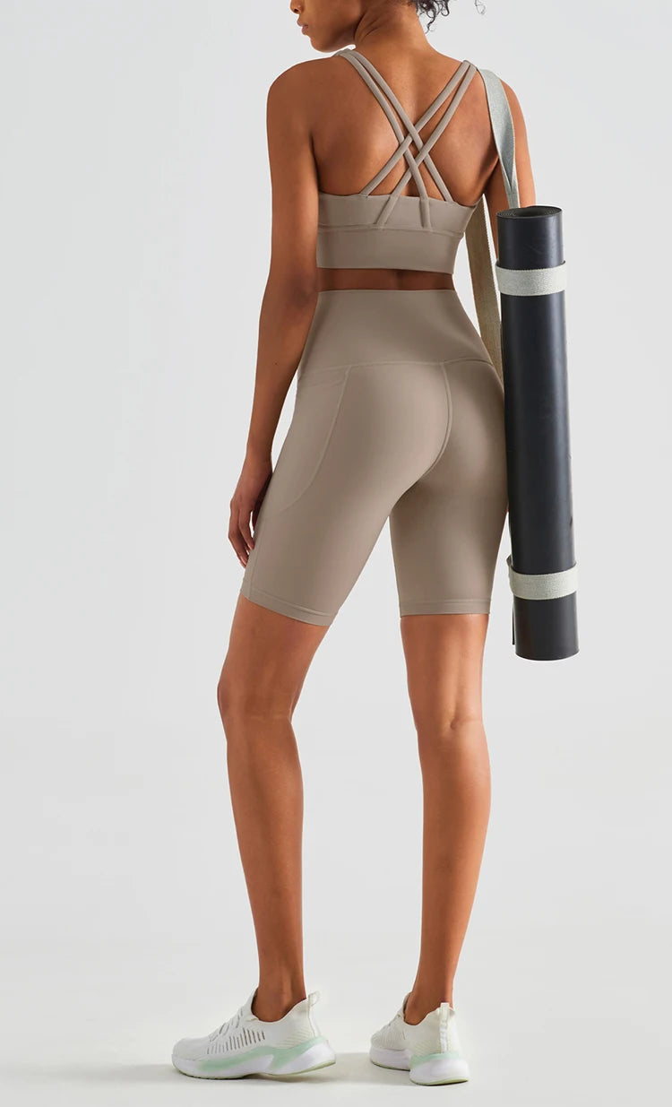 Short Fit Diamond High Waist Soft Stretch - Conforto, Sustentação e Elegância Esportiva.