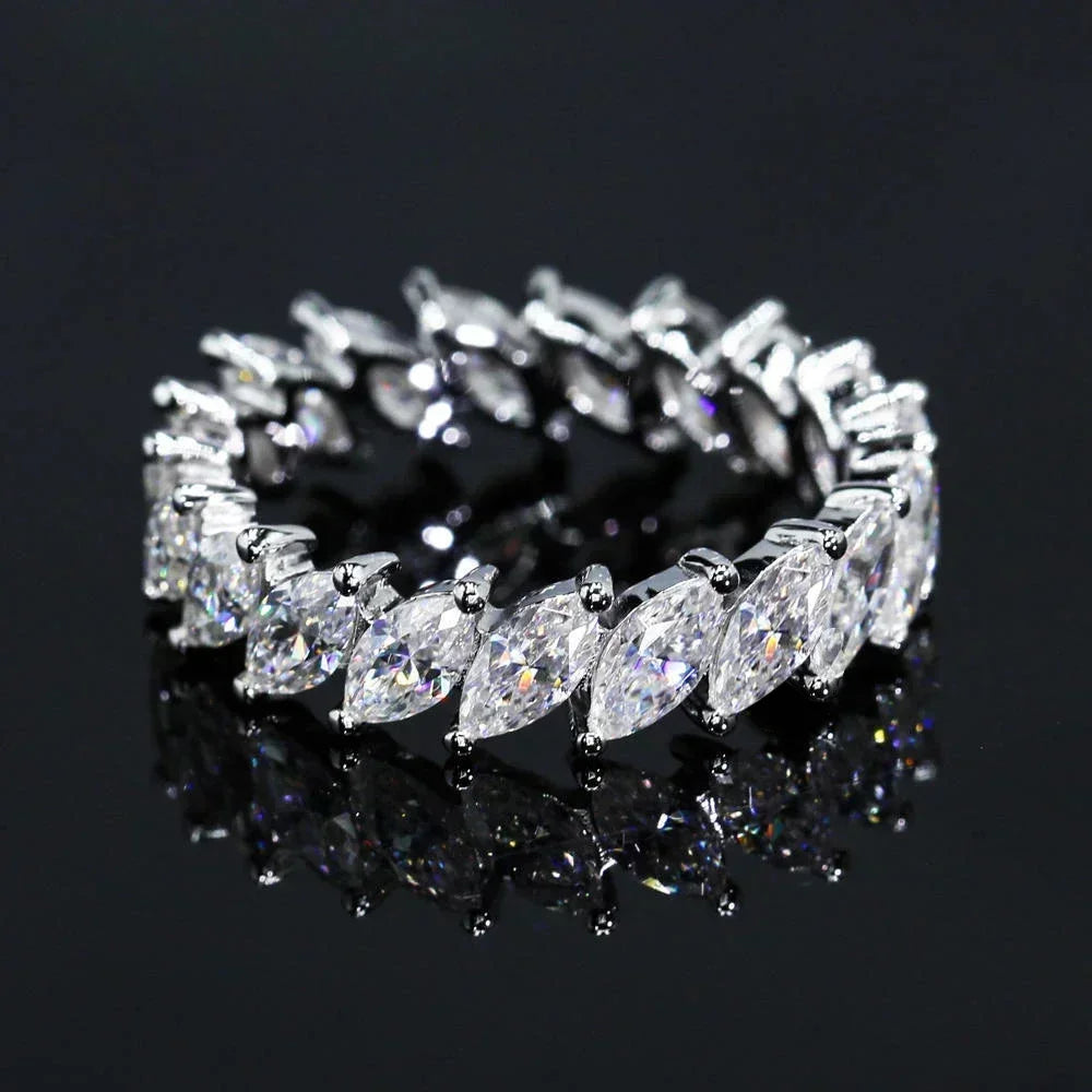 Anel Inteiro de Navetes Eternity Moissanita 3x6mm Marquise em Prata 925 com Certificação GRA