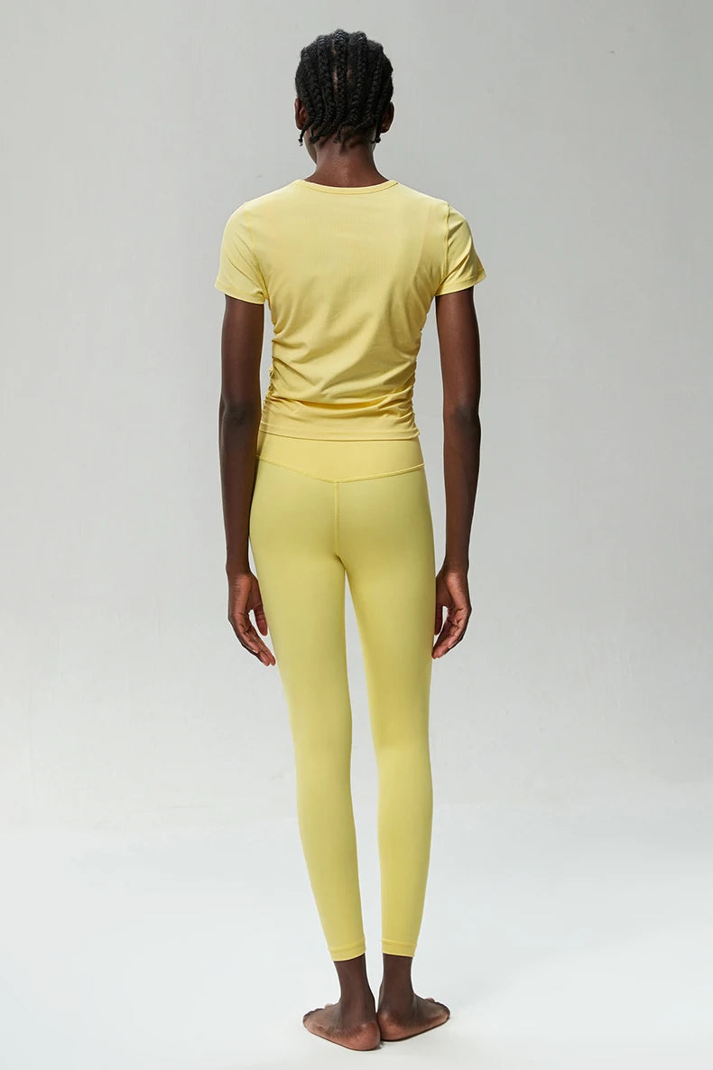 Conjunto Fitness Diamond Quick Dry 2 Peças Camiseta Cropped + Calça Legging - Leveza, Estilo e Praticidade