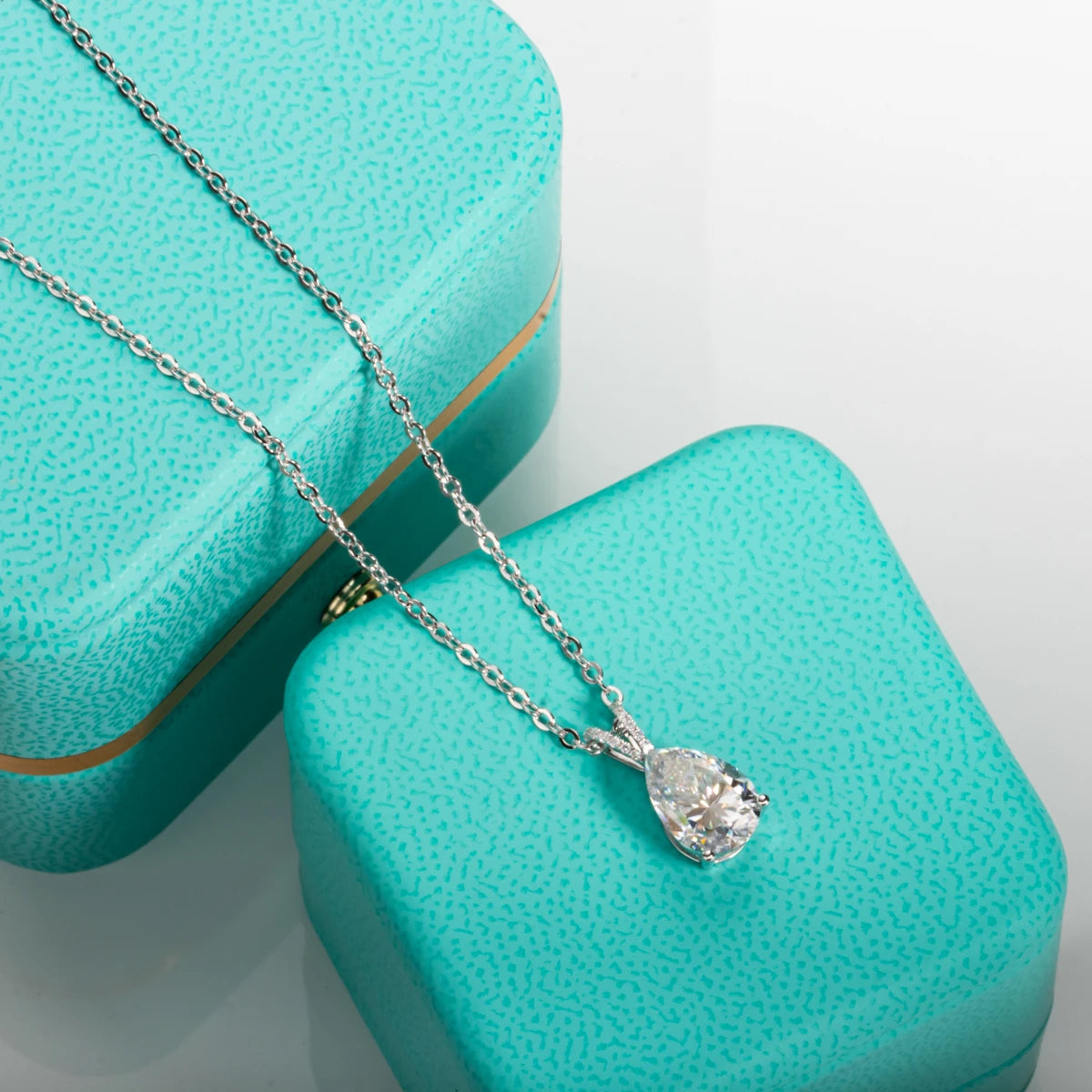 Conjunto Colar 2.5ct e Brincos 1.2ct Moissanita em Prata 925