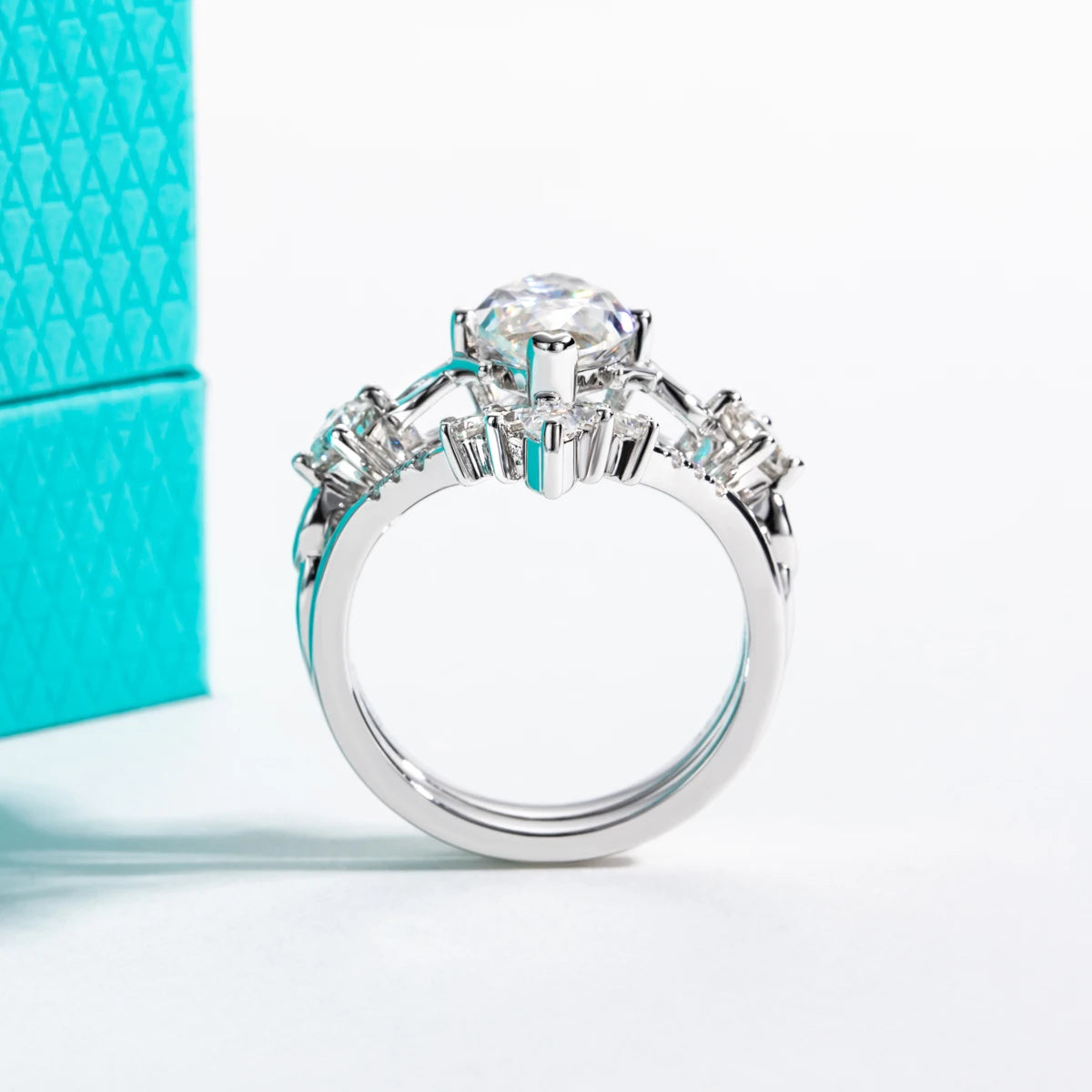 Conjunto de Anéis de Noiva com Moissanita Marquise 3ct em Prata 925 Banhada a Ouro 18K – Cor D VVS1, Design Coroa Clássico