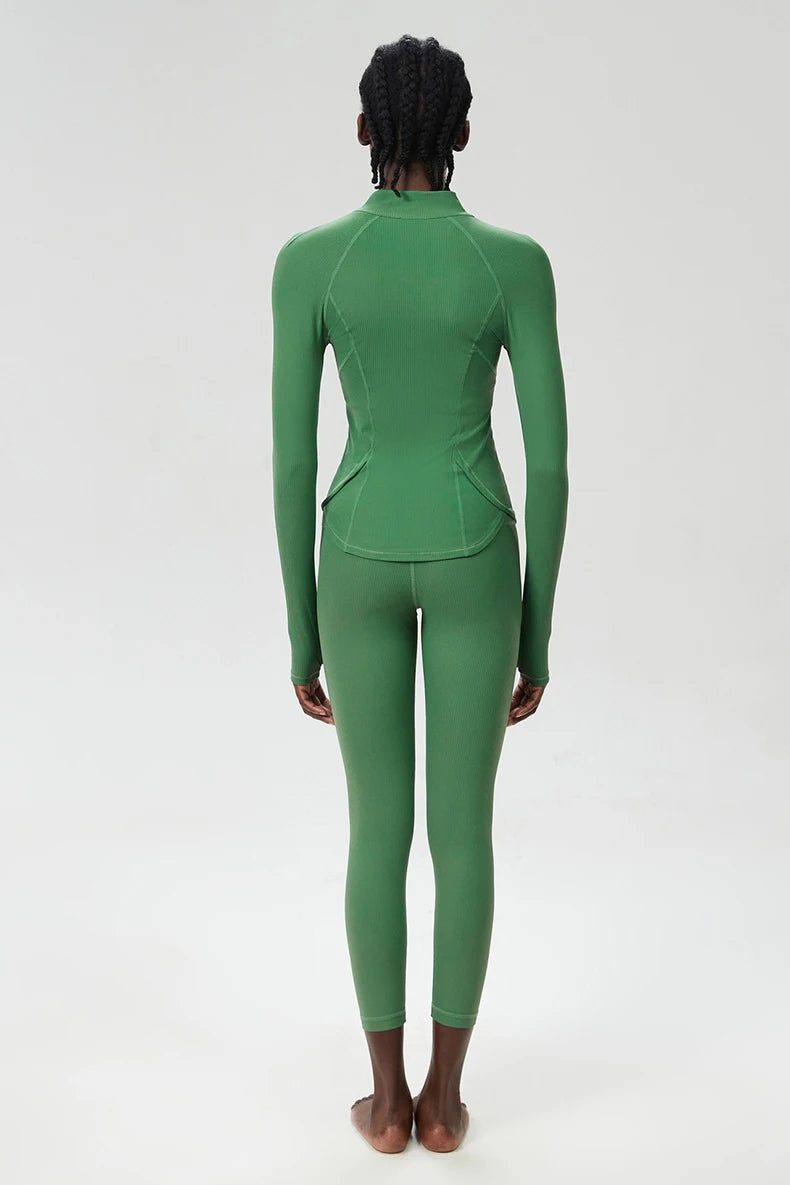 Conjunto Fitness Diamond Ribbed 3 Peças Top Cropped, Legging Anatômica e Blusa de Manga Longa