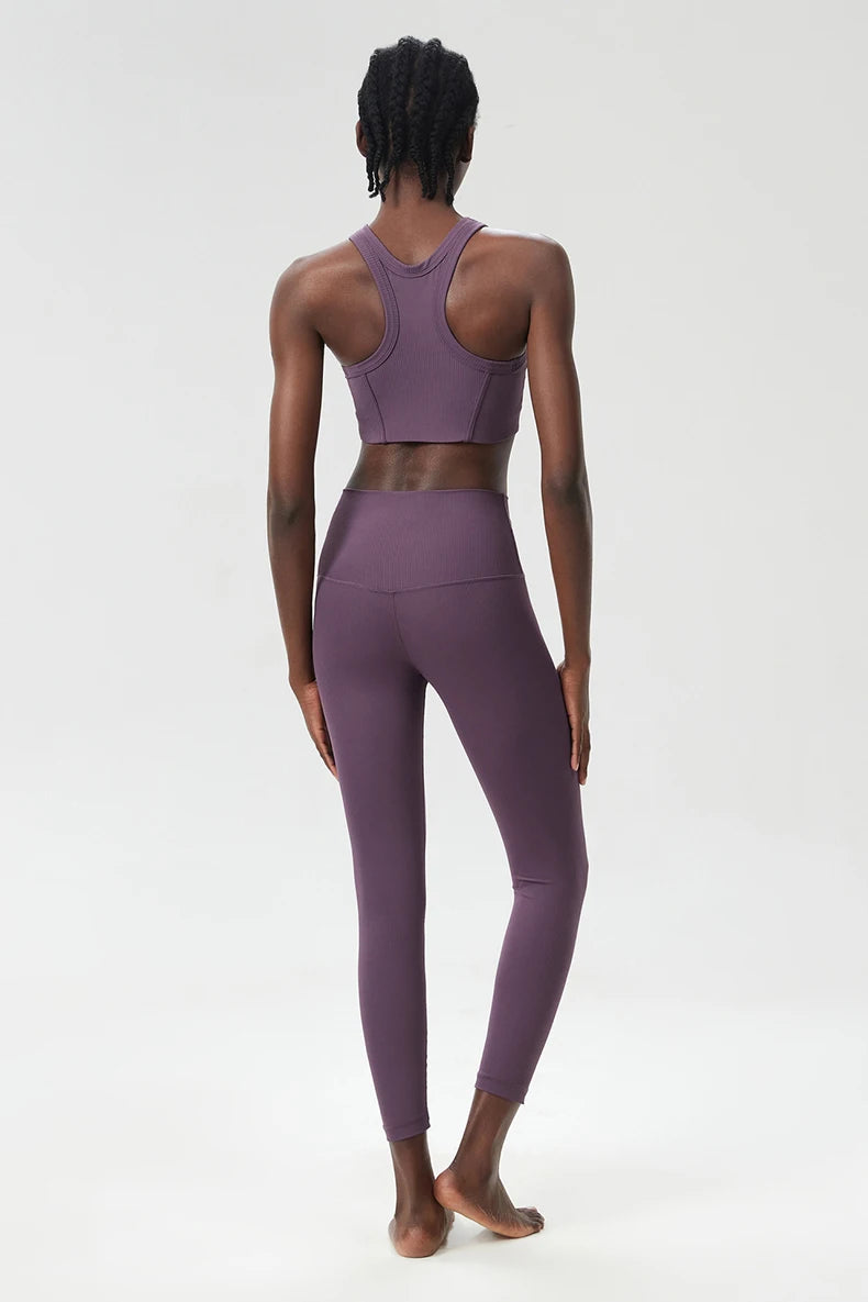 Conjunto Fitness Diamond Ribbed 3 Peças Top Cropped, Legging Anatômica e Blusa de Manga Longa