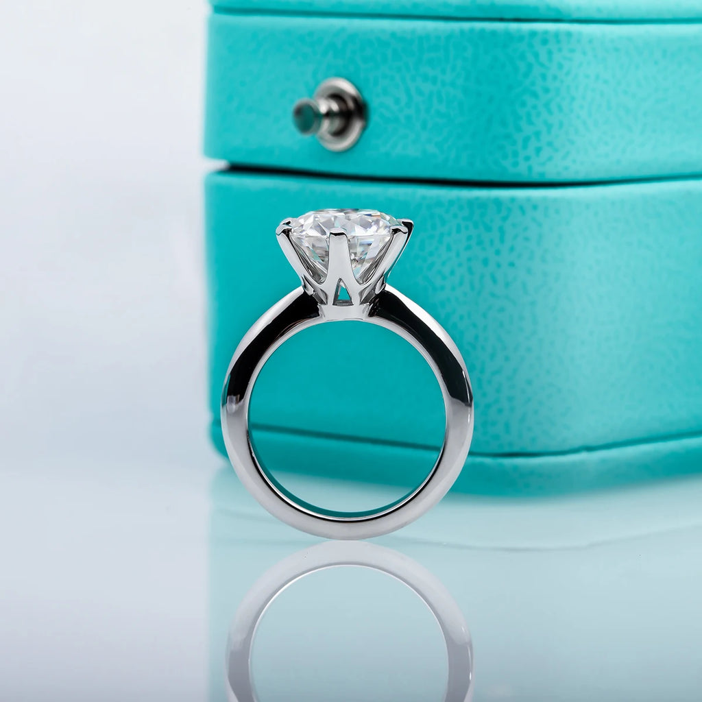 Anel Solitário de Moissanite em Prata 925 com Ouro 18K