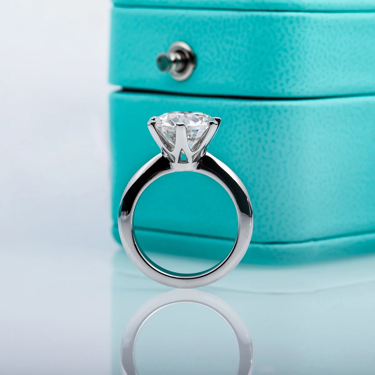 Anel Solitário de Moissanite em Prata 925 com Ouro 18K