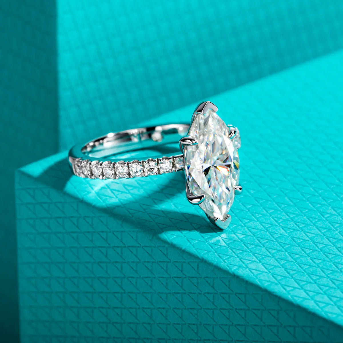 Anel de Noivado com Moissanita Marquise 3ct em Prata 925 – Cor D VVS1, Clássico de Luxo Feminino