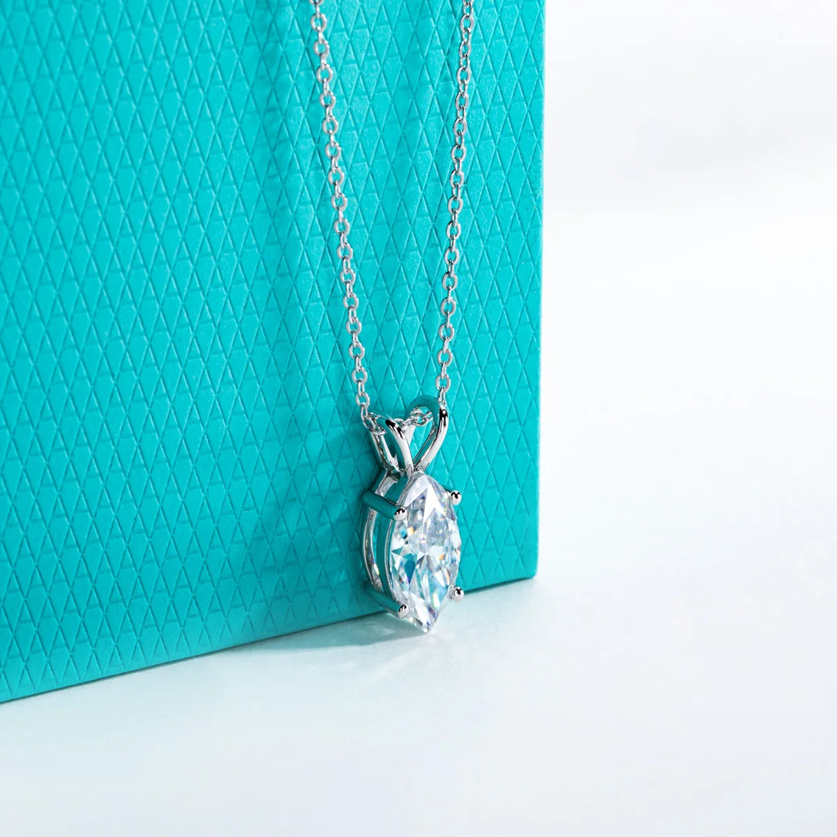 Colar com Pingente de Moissanita Marquise 2ct/3ct/4ct/5ct em Prata 925 – Cor D VVS1, Design Elegante