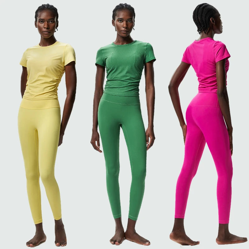 Conjunto Fitness Diamond Quick Dry 2 Peças Camiseta Cropped + Calça Legging - Leveza, Estilo e Praticidade